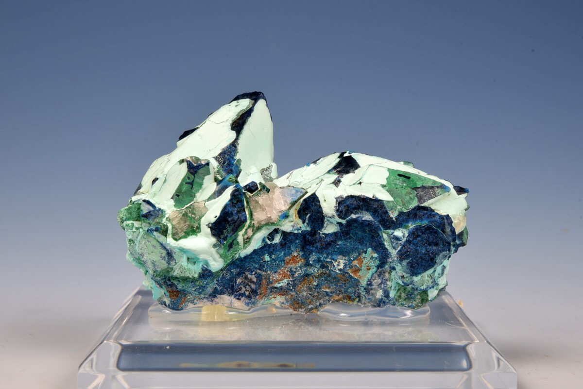 藍矽銅礦假象方解石